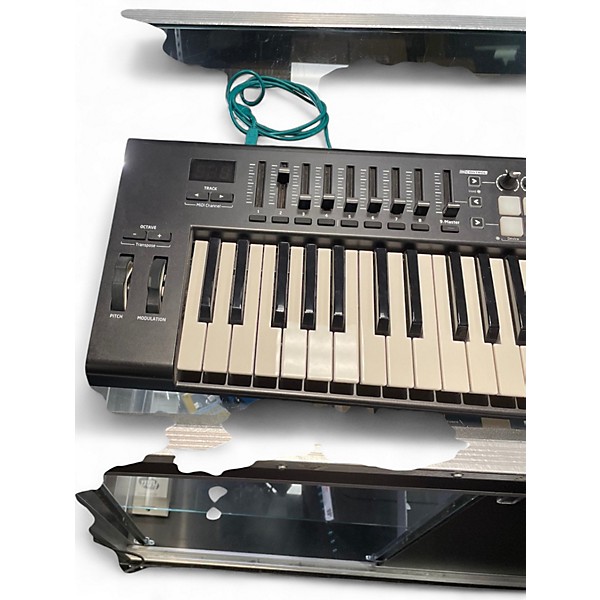 Used Novation Launchkey 49 Key MKII MIDI Controller