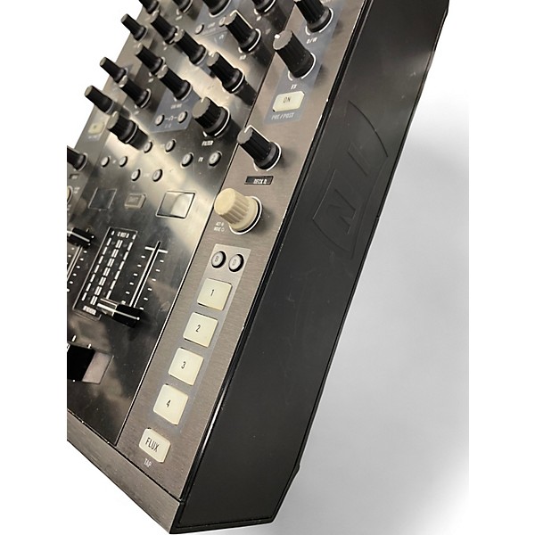 Used Native Instruments Traktor Kontrol Z2 DJ Controller