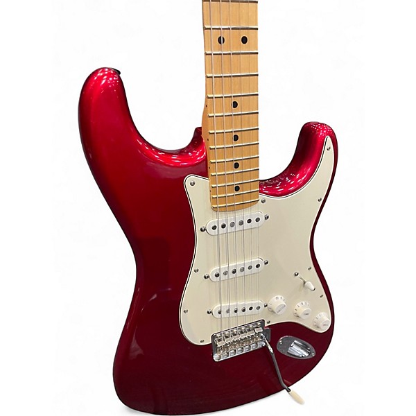 Used Fender STRATOCASTER RED Solid Body Electric Guitar