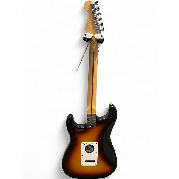 Used Fender STRATOCASTER 2 Tone Sunburst Solid Body Electric Guitar