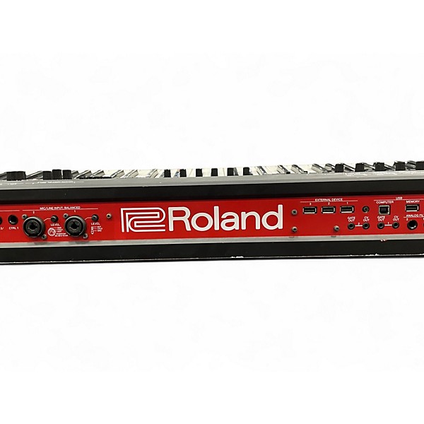 Used Roland Fantom 07 Keyboard Workstation