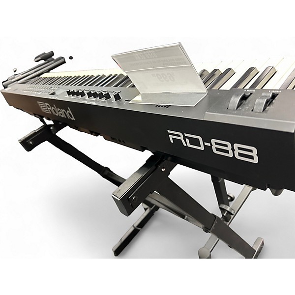 Used Roland RD-88 STAGE Keyboard Workstation