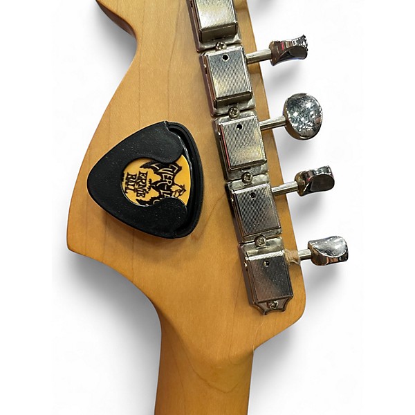 Used Fender Deluxe Stratocaster Black Solid Body Electric Guitar