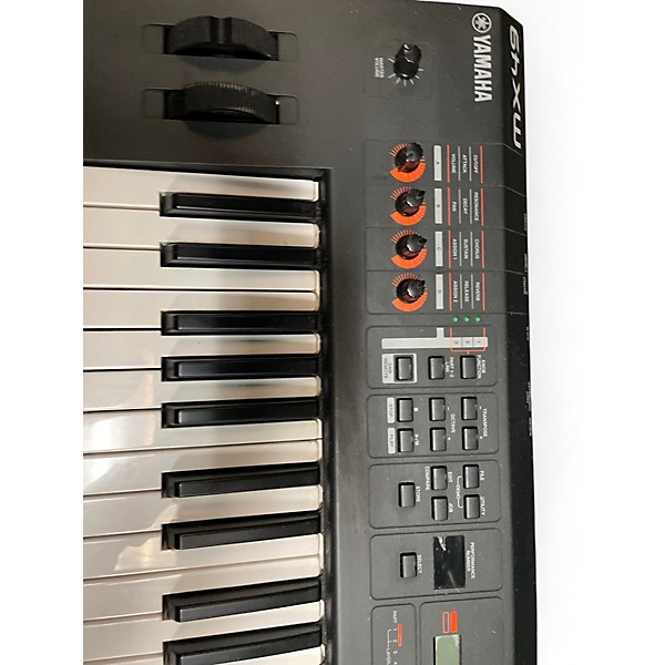 Used Yamaha MX49 Synthesizer