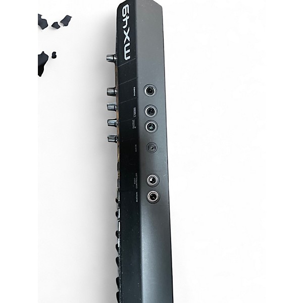 Used Yamaha MX49 Synthesizer