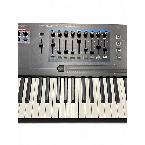 Used Kurzweil K2700 Keyboard Workstation