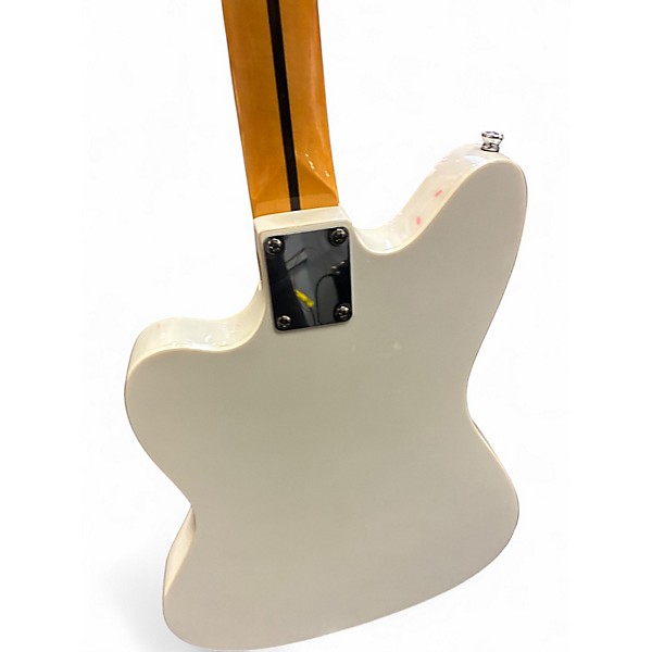 Used Vintage Revo Series Surfmaster Quad White Solid Body Electric Guitar