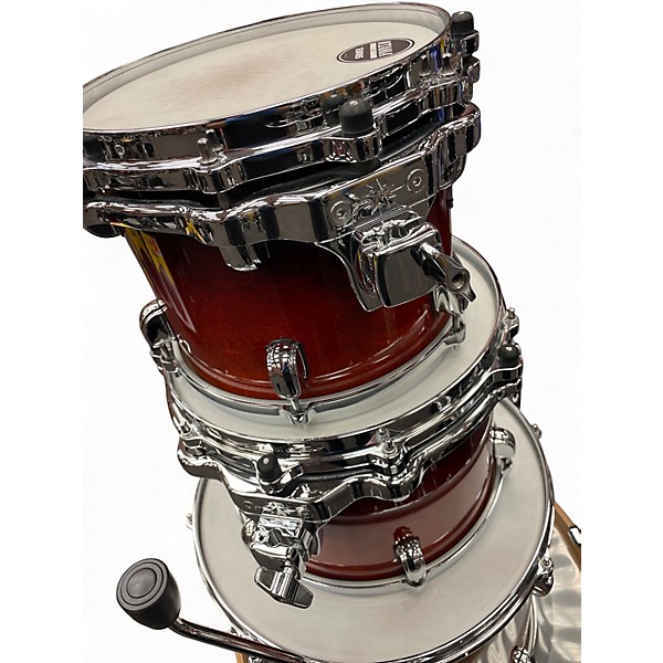 Used TAMA 4 Piece starclassic maple Red to Black Fade Drum Kit