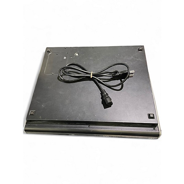 Used Behringer Xenyx X1832USB Unpowered Mixer