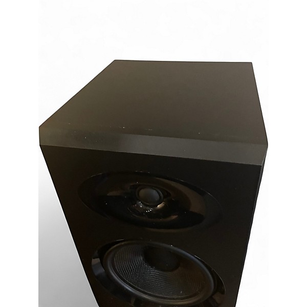 Used M-Audio BX8 GRAPHITE Powered Monitor