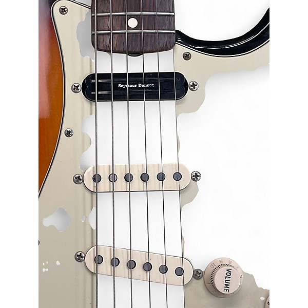 Used Fender 1960S Stratocaster 2 Color Sunburst Solid Body Electric Guitar