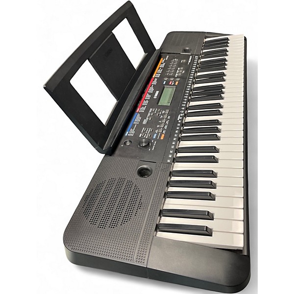 Used Yamaha PSRE263 61 Key Portable Keyboard
