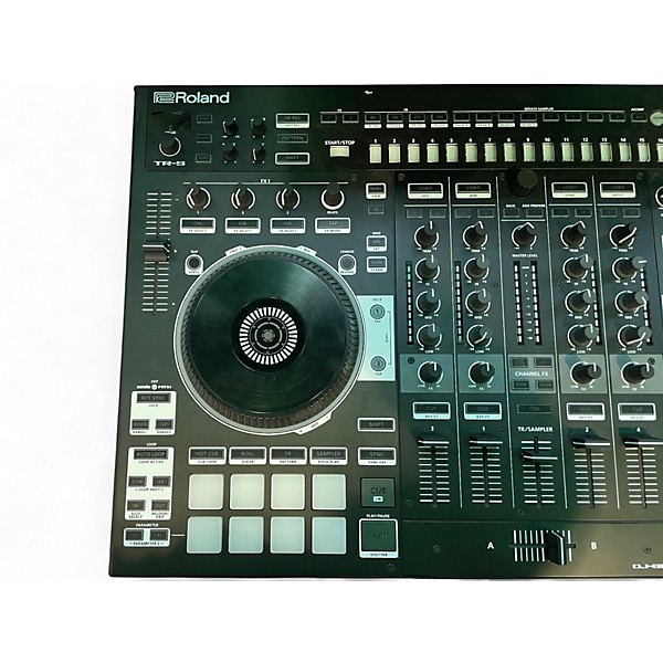 Used Roland DJ808 DJ Controller