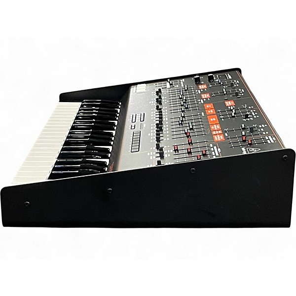 Used Behringer ODYSEY Synthesizer