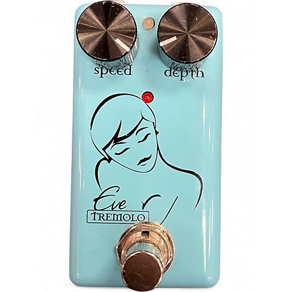 Used Red Witch SEVEN SISTER EVE TREMOLO Effect Pedal