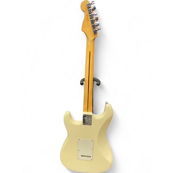 Used 2015 Fender American Standard Stratocaster WHITE Solid Body Electric Guitar