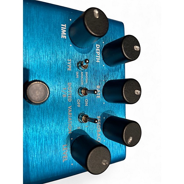 Used Fender MIRRIOR IMAGE DELAY Effect Pedal