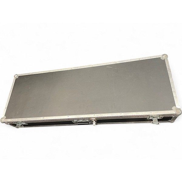 Used Roland VR760 Organ