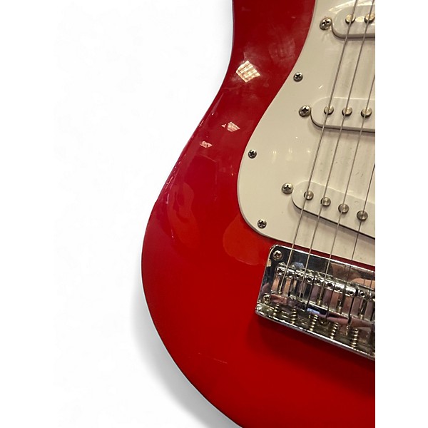 Used Squier Mini Affinity Stratocaster red Electric Guitar