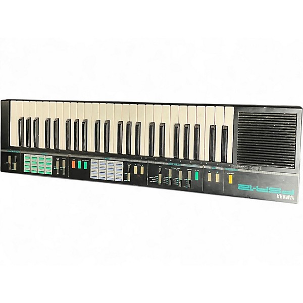 Used Yamaha PSR12 Portable Keyboard