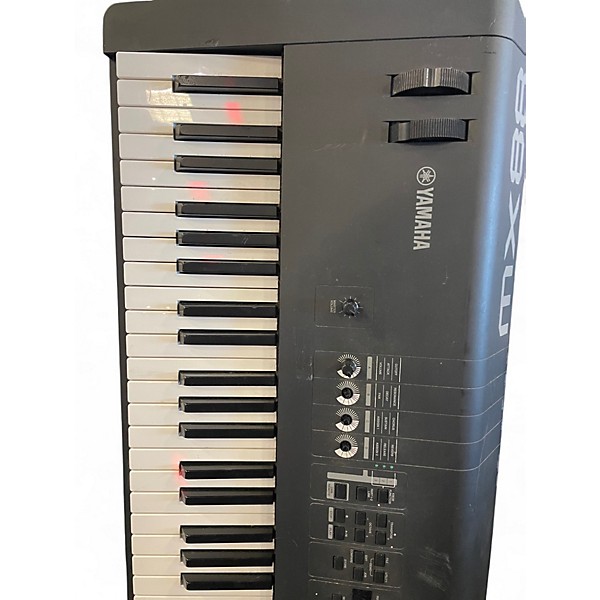 Used Yamaha MX88 Synthesizer