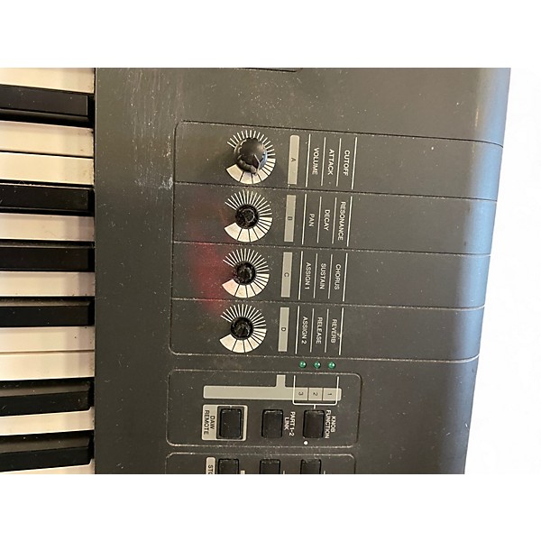 Used Yamaha MX88 Synthesizer