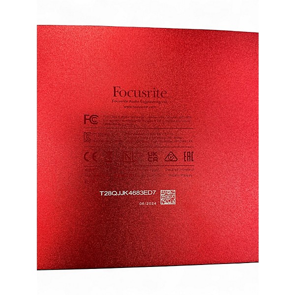 Used Focusrite 2I2 STUDIO SET