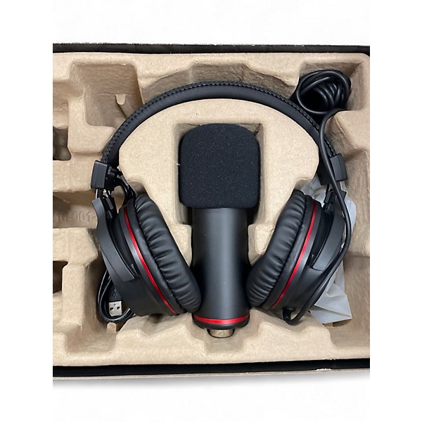 Used Focusrite 2I2 STUDIO SET