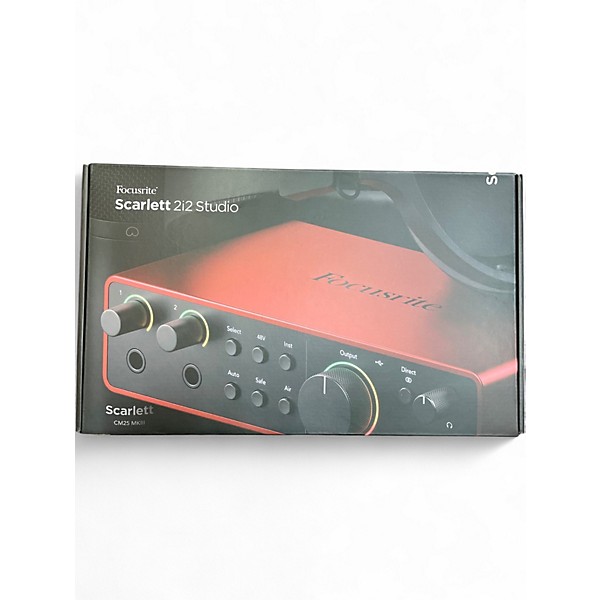 Used Focusrite 2I2 STUDIO SET