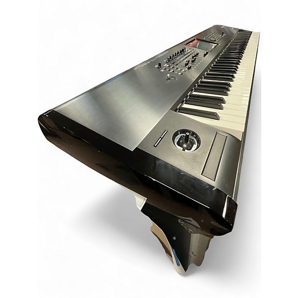 Used KORG Kronos 88 Keyboard Workstation