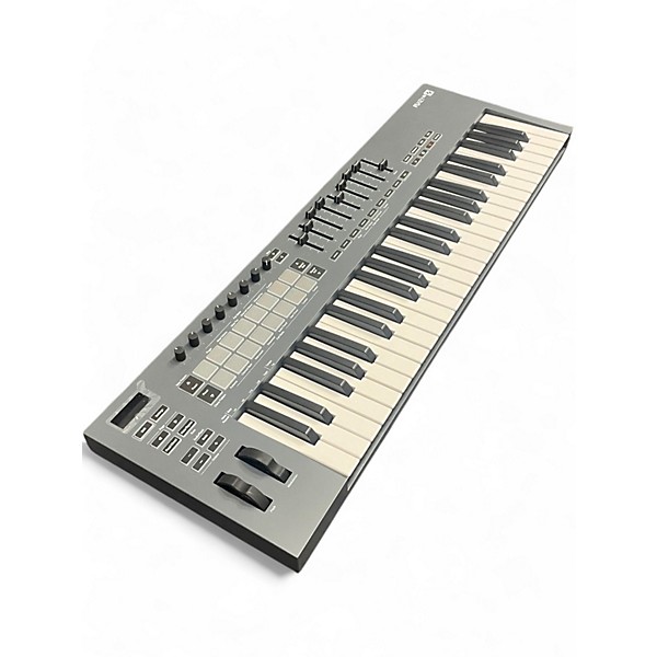 Used 2020s Novation FLKEY 49 Keyboard Workstation