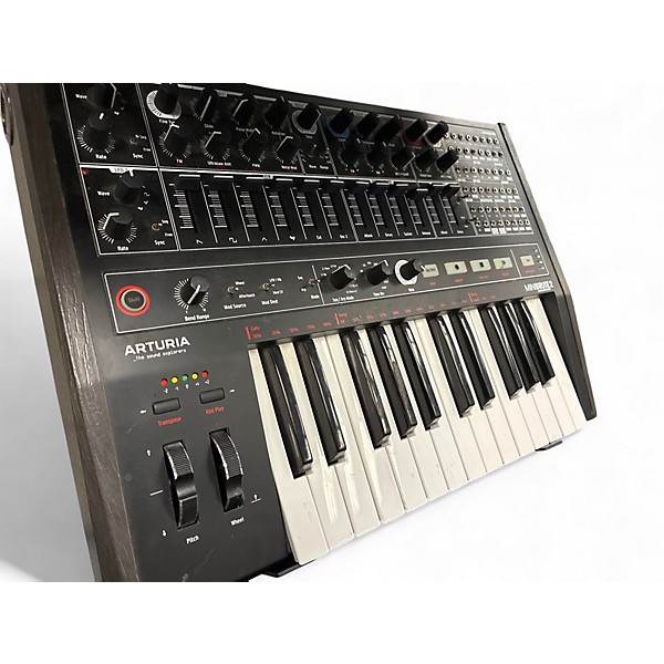 Used Arturia Minibrute 2 Synthesizer