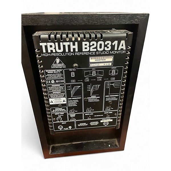 Used Behringer Truth B2030A Pair Powered Monitor
