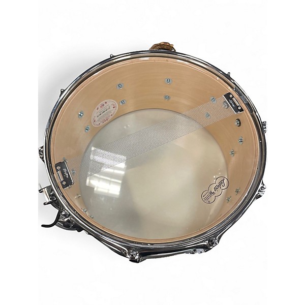 Used Ludwig 6.5in Classic Maple snare pink oyster Drum