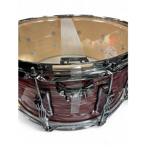 Used Ludwig 6.5in Classic Maple snare pink oyster Drum