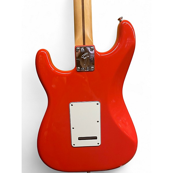 Used Fender PLAYER II STRATOCASTER Coral Red Solid Body Electric Guitar