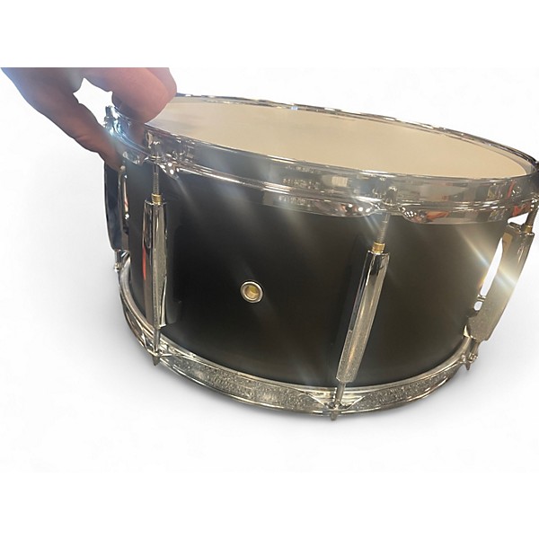 Used Pearl 14X6.5 Modern Utility Maple Snare Black Drum