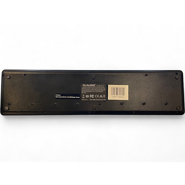 Used M-Audio KEYSTATION MINI 32 MIDI Controller