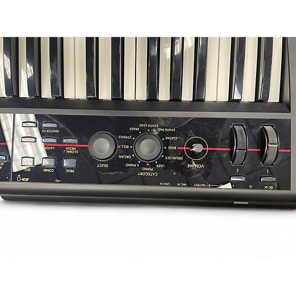 Used KORG Kross 61 Key Keyboard Workstation