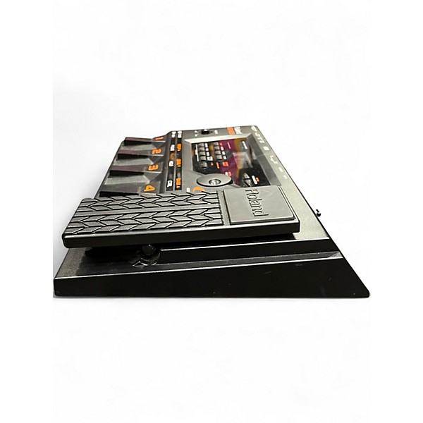 Used Roland GR33 MIDI Pedalboard
