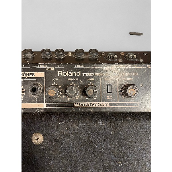 Used Roland KC550 1x15 180W Keyboard Amp