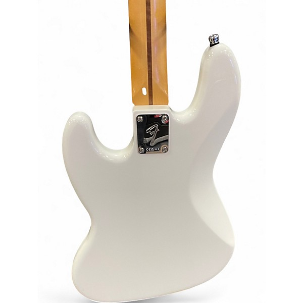Used Fender Player Jazz Bass White Electric Bass Guitar