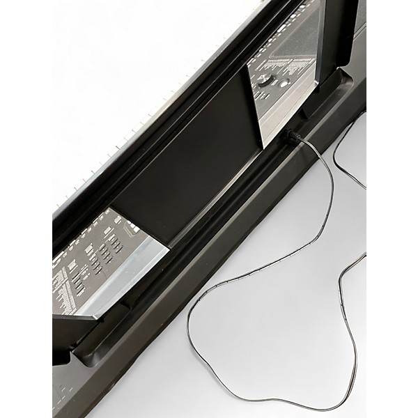 Used Yamaha PSR-E373 Portable Keyboard