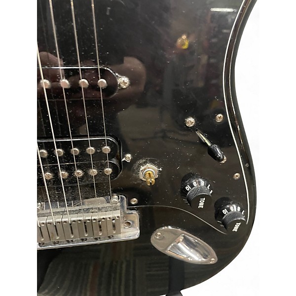 Used Fender Player Stratocaster HSS  Black Solid Body Electric Guitar