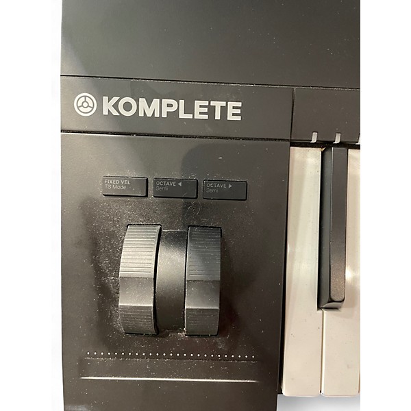 Used Native Instruments Komplete Kontrol S88 MK2 MIDI Controller