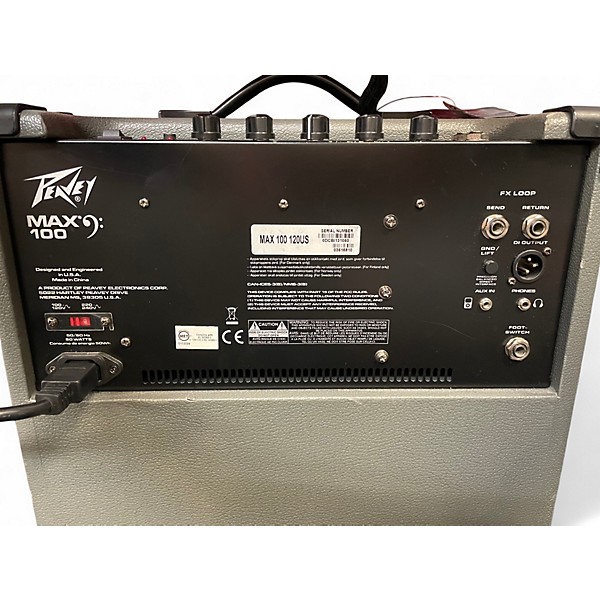 Used Peavey max 100 Bass Combo Amp