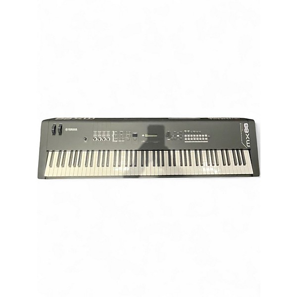 Used Yamaha MX88 Synthesizer
