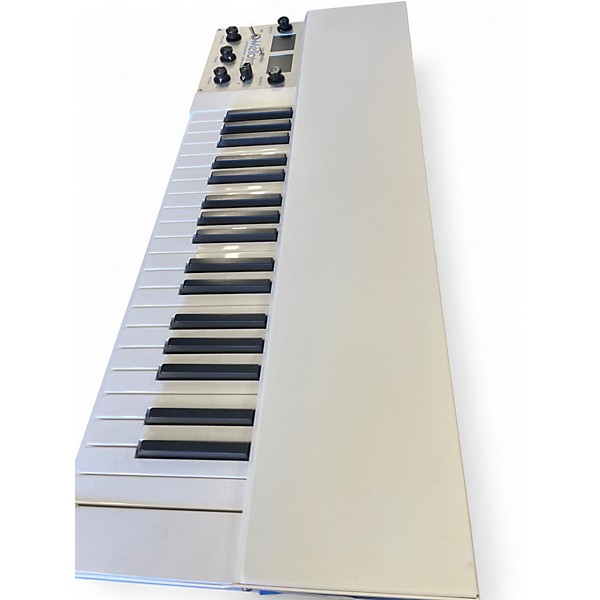 Used Mellotron M4000D Stage Piano