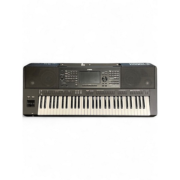 Used Yamaha PSRSX700 Arranger Keyboard