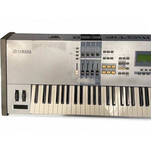 Used Yamaha Motif ES8 88 Key Keyboard Workstation